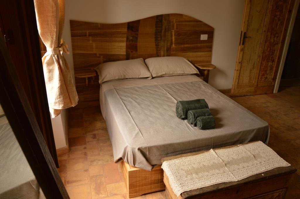 Agriturismo Riparossa Allerona Eksteriør billede